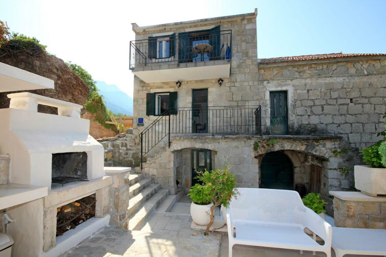 Apartmani Dalmacija Brela Esterno foto