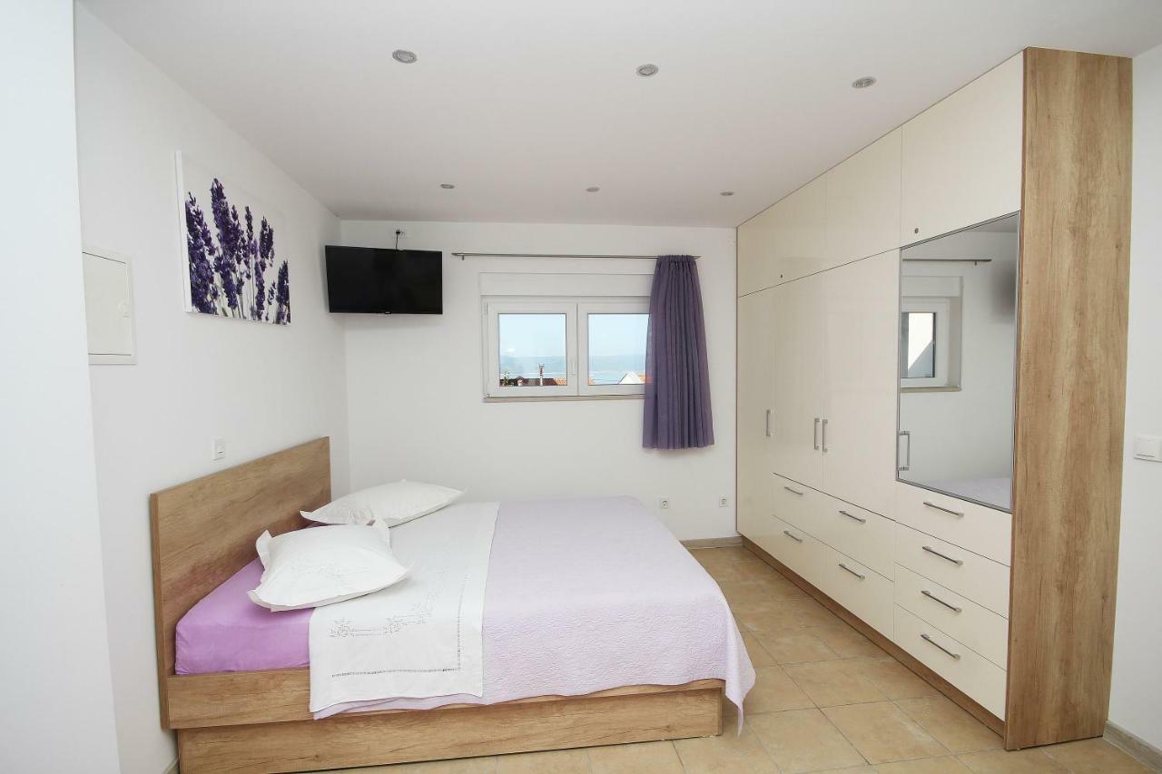 Apartmani Dalmacija Brela Esterno foto