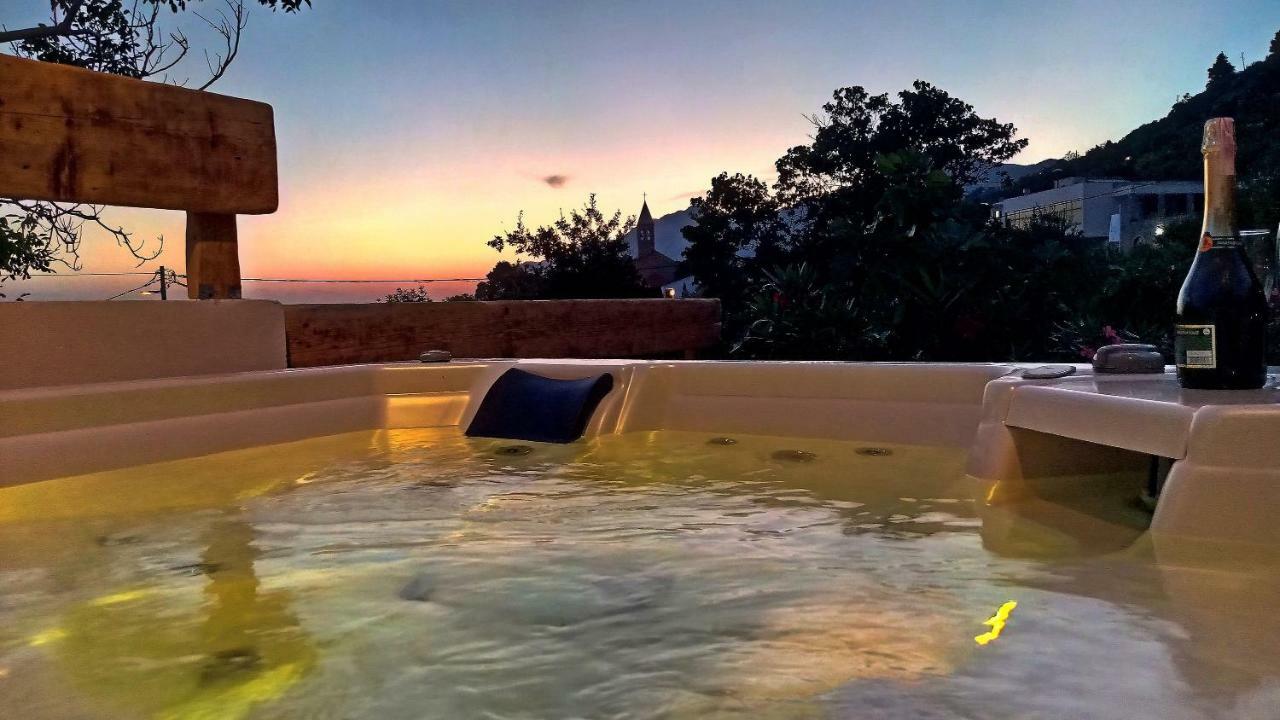 Apartmani Dalmacija Brela Esterno foto